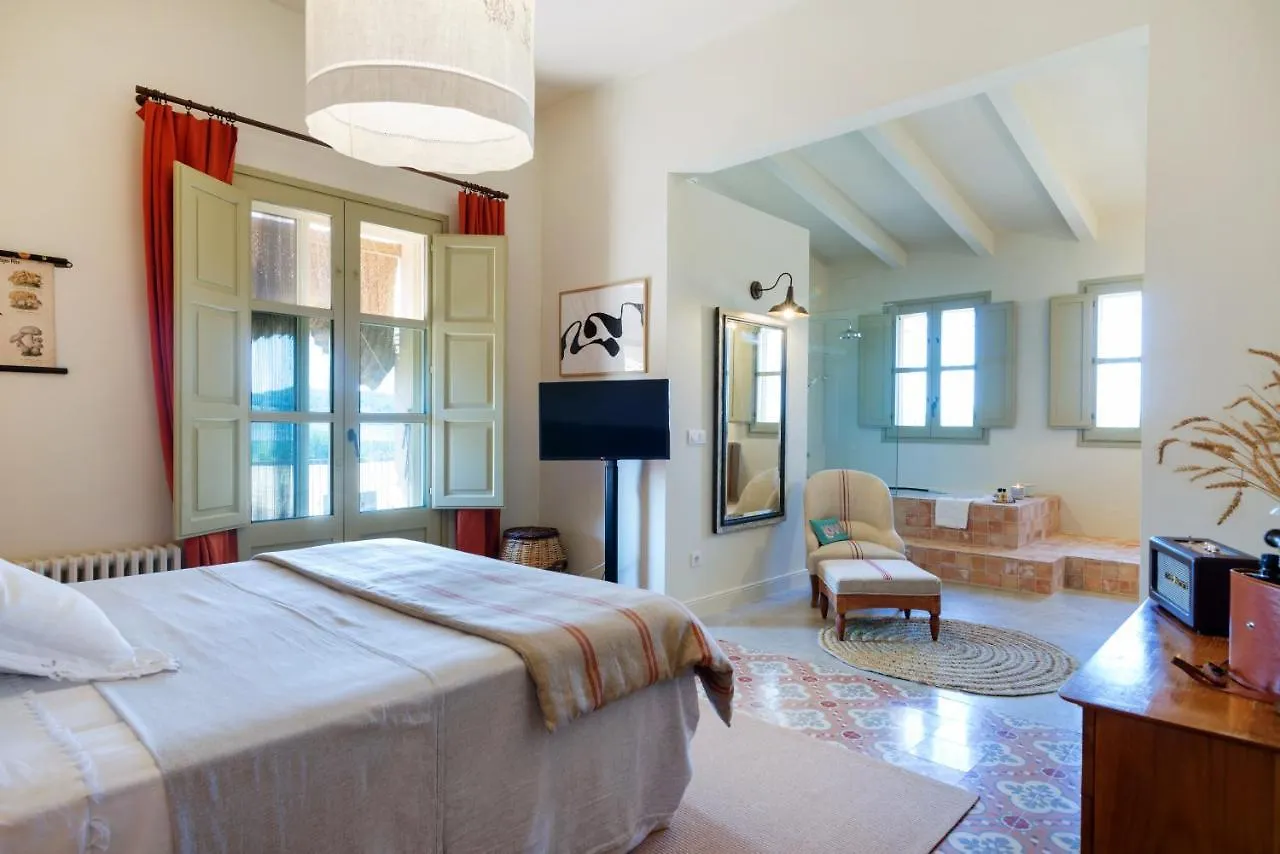 Can Casi House Parlava Bed & Breakfast